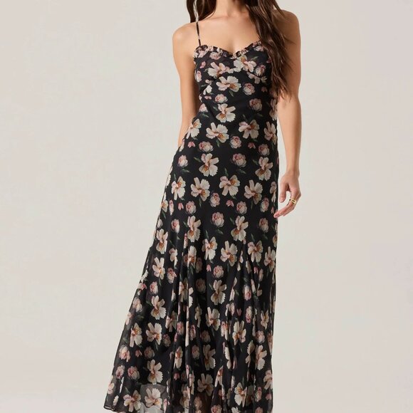 Astr Dresses & Skirts - Maeryn Sweetheart Ruffle Maxi Dress